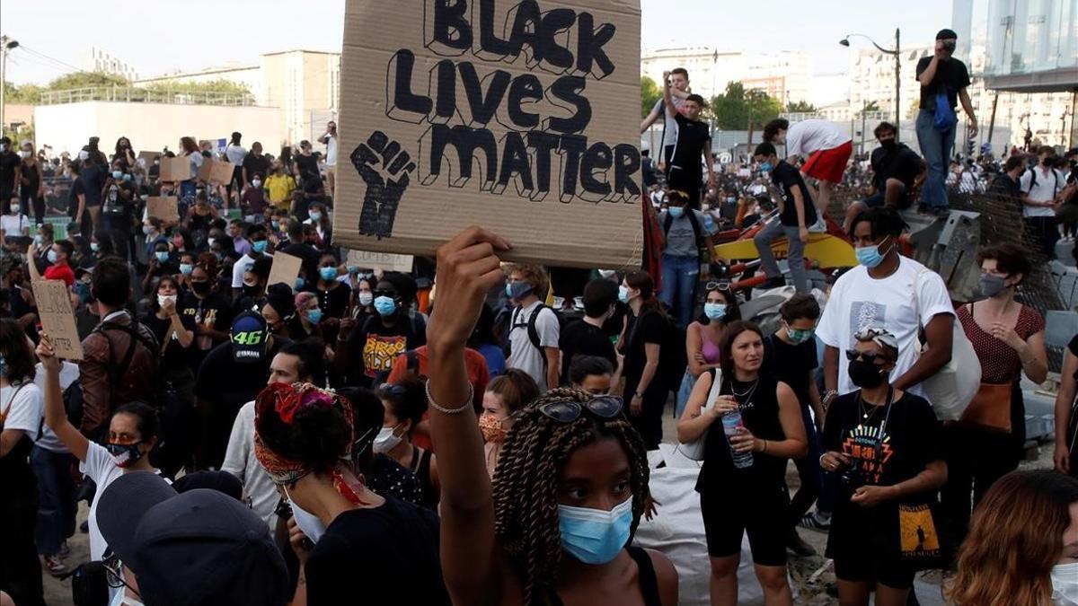 Manifestación en París en memoria de Adama Traoré, muerto en una comisaría de la Gerdarmería.