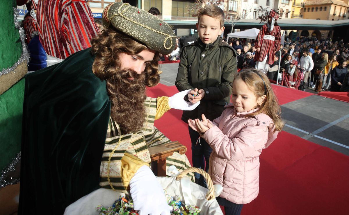 Para las próximas fiestas se recuperan todos los actos, como es el caso de la visita presencial de los Magos o la visita de los mensajeros reales para recoger las cartas de los niños.