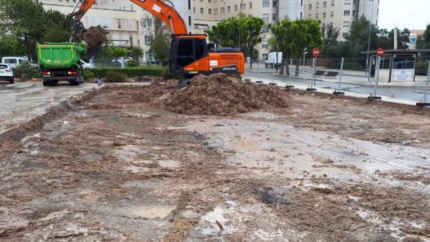Estos son los medios que trabajan ya en la construcción del hospital de campaña de Alicante