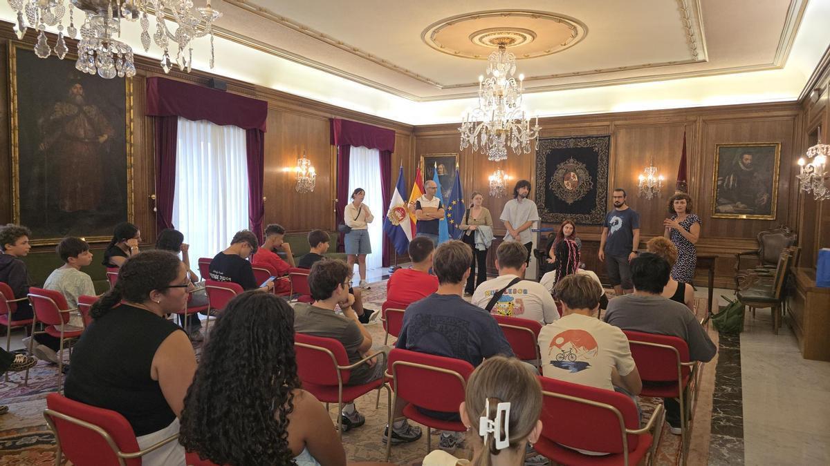 Un momento de la recepción en el Ayuntamiento.