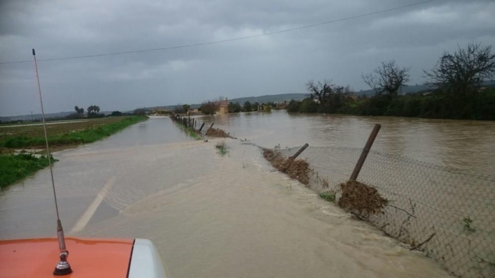 Carreteras de Mallorca cortadas por las lluvias