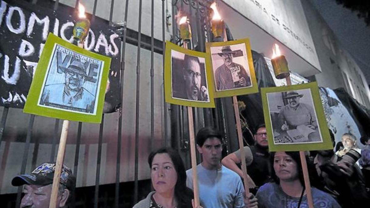 Protesta ciudadana por la muerte del periodista Javier Váldez, en la capital.