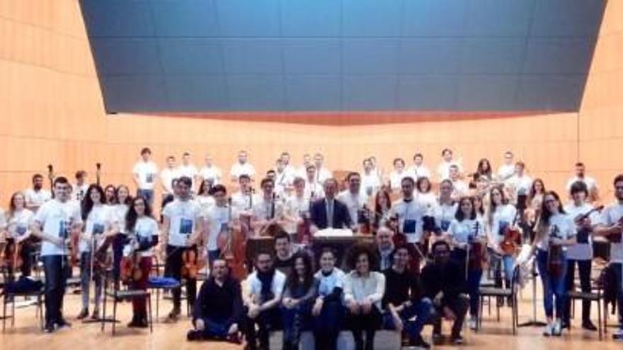 La Orquesta de Jóvenes de la Región de Murcia ofrece un concierto gratuito en la Playa El Pescador de La Ribera