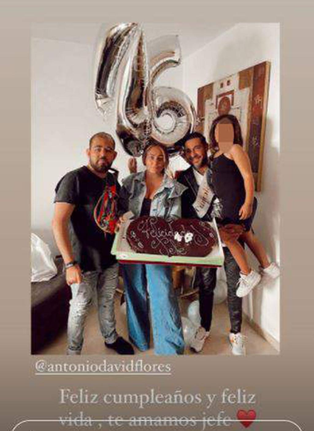 Antonio David Flores ha celebrado de esta manera su 46º cumpleaños.
