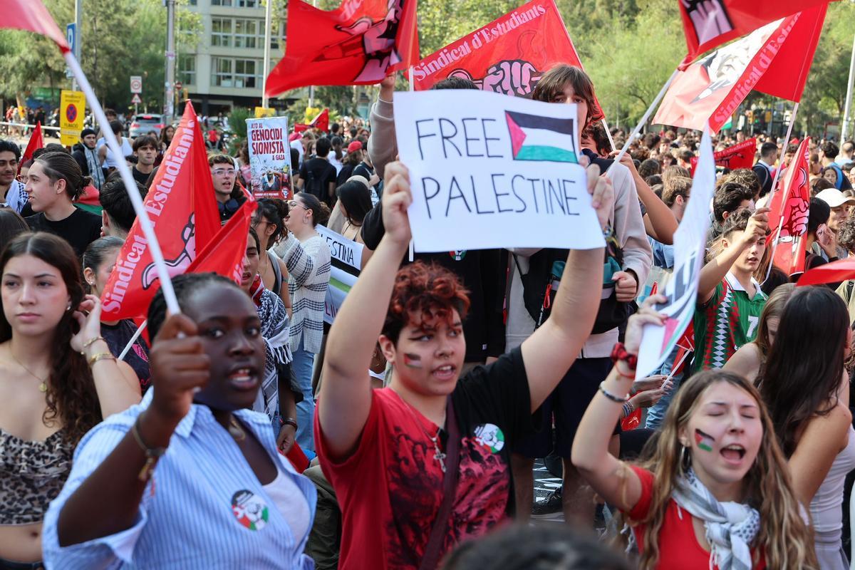 Manifestación de estudiantes en favor de Palestina en Barcelona