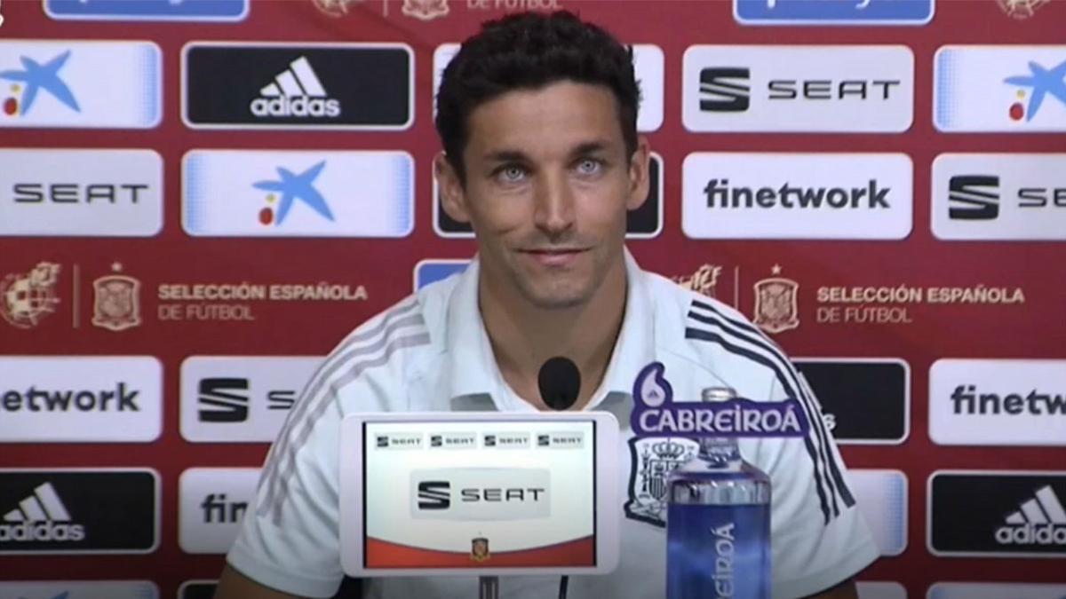 Jesús Navas: "Es una gran noticia la vuelta de Rakitic, es un jugador enorme"