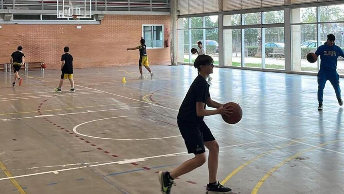 El CD Berenguer Dalmau ya ha entrenado este lunes en el pabellón de Catarroja.