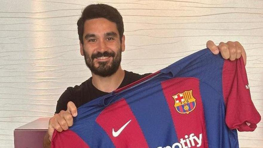 Oficial: Gündogan firma por el Barça