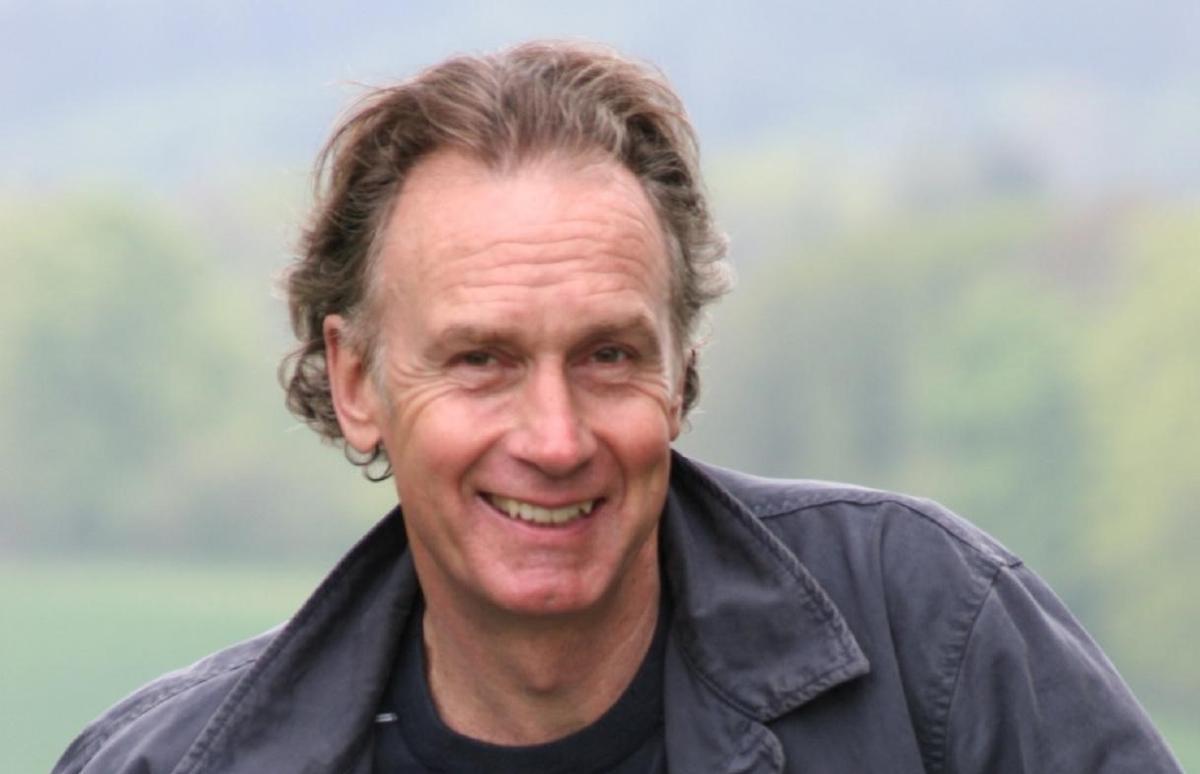 Mor Nicholas Evans, autor de ‘L’home que parlava als cavalls a cau d’orella’ Mor Nicholas Evans, autor de ‘L’home que parlava als cavalls a cau d’orella’