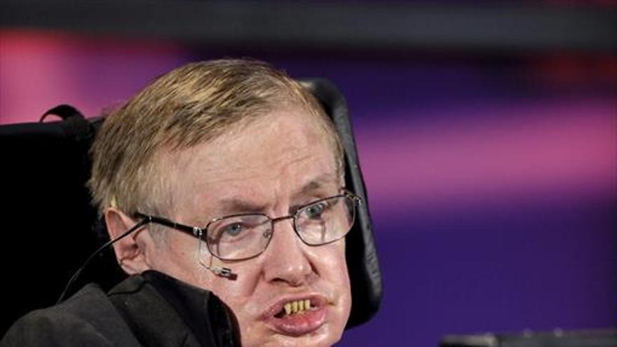 La tesis de Hawking colapsa la web de Cambridge