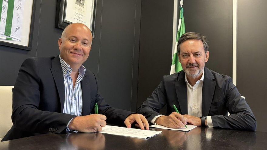 El Córdoba CF estrecha lazos con Jordania en un acuerdo deportivo con el Amman FC