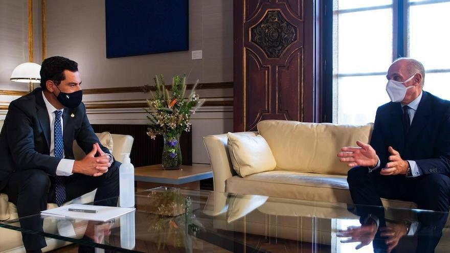 El presidente andaluz y el heredero picassiano, ayer en el Palacio de San Telmo durante su reunión.