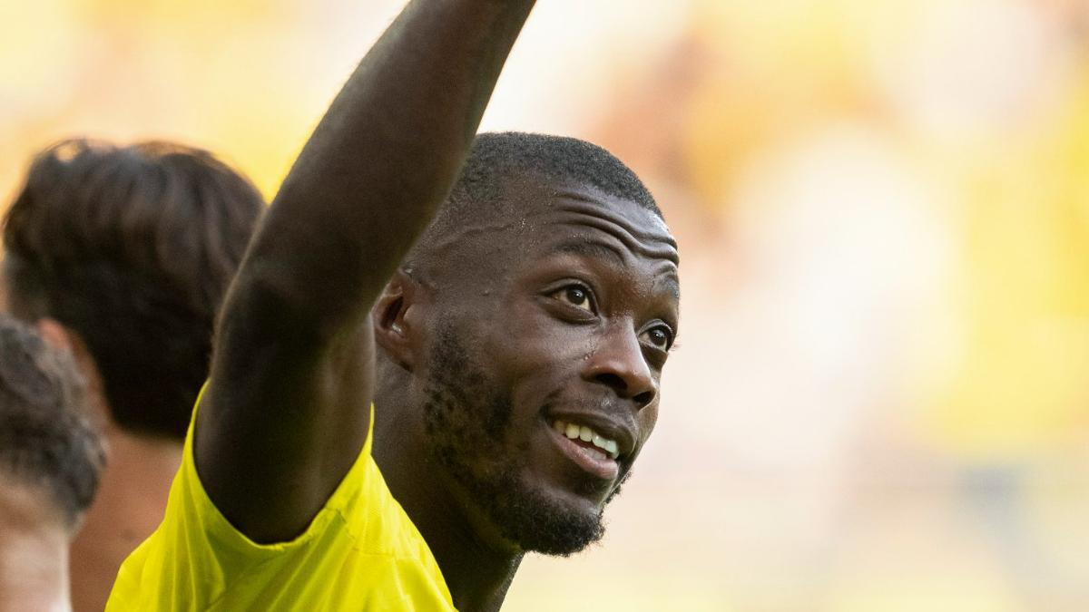 Nicolas Pépé lidera el ataque del Villarreal