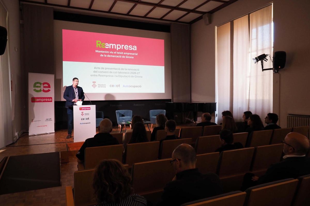 Acte de presentació dels resultats del programa Reempresa i de la renovació del conveni entre la Diputació de Girona i les entitats impulsores, a la Casa de Cultura.