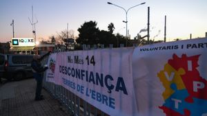Concentracions davant Iqoxe a Tarragona per demanar més seguretat per la petroquímica