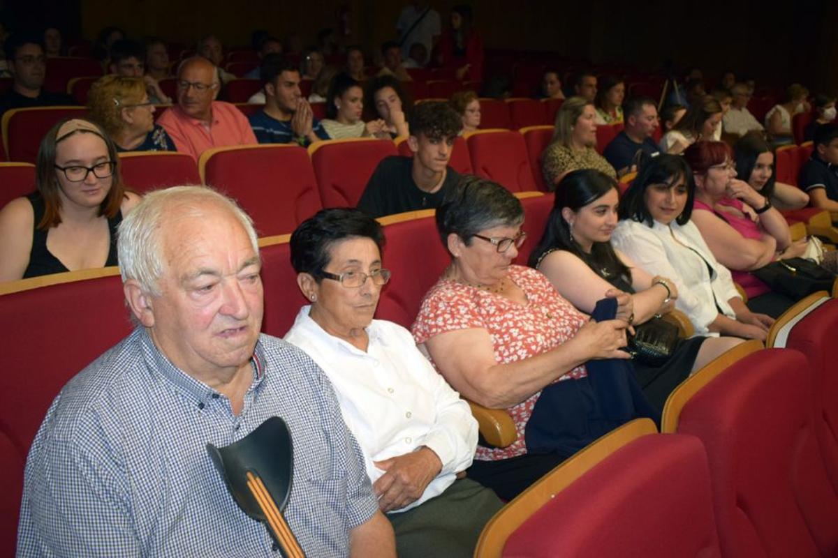 Un momento de la fiesta de graduación del IES de Valga.
