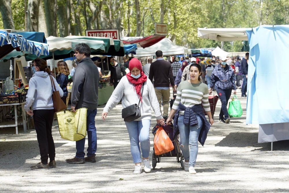 Imatges: EL mercat de Girona en un dissabte de confinament