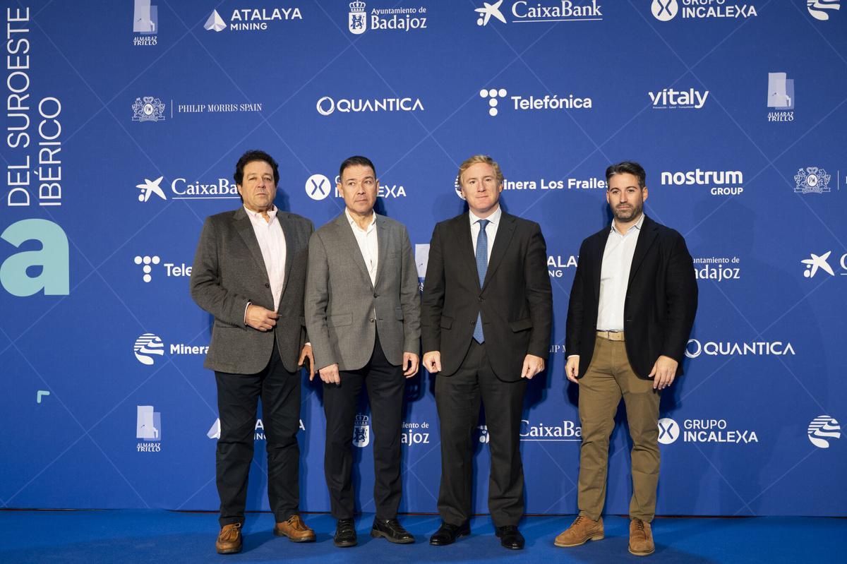 Antonio Hernandez Aqualia. Jesus Rodríguez Aqualia. Ignacio Gragera Alcade de Badajoz.Aber Haut Aqualia