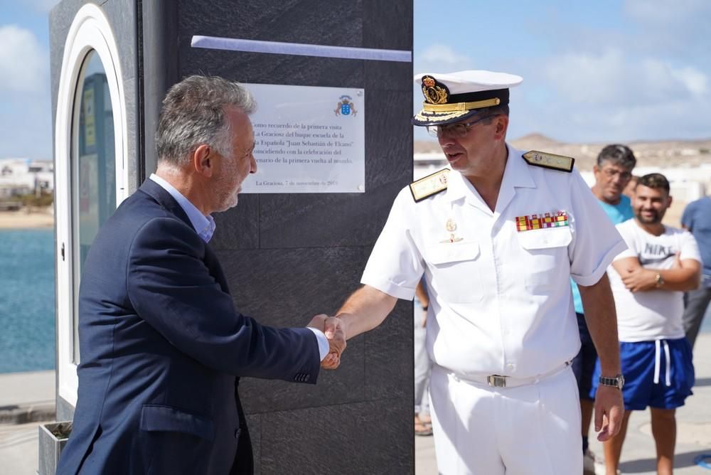 El buque escuela 'Juan Sebastián Elcano' visita por primera vez La Graciosa