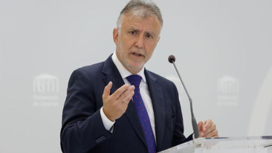 El presidente del Gobierno de Canarias, Ángel Víctor Torres.