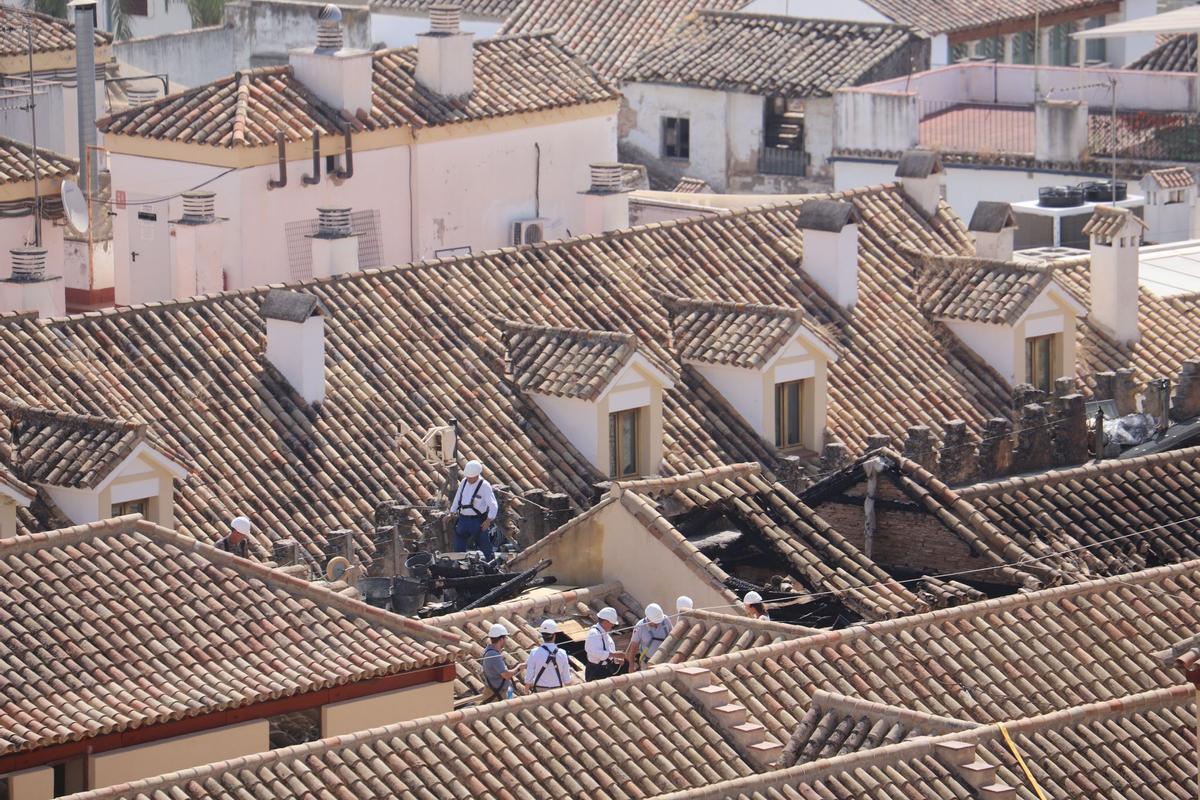 Expertos valoran el impacto del incendio en la Mezquita-Catedral