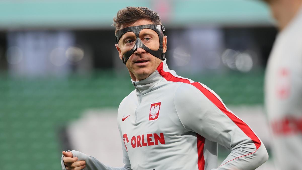 Robert Lewandowski, en la previa del partido entre Polonia y Albania