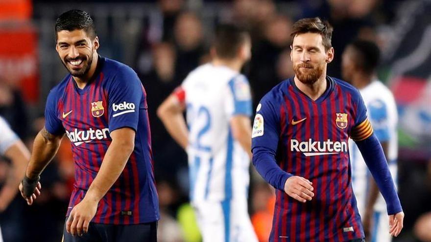 Messi decide en la primera gran noche de Dembélé (3-1)