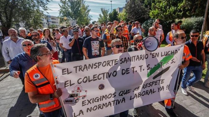 La Junta volverá a licitar el servicio deambulancias tras renunciar Tenorio