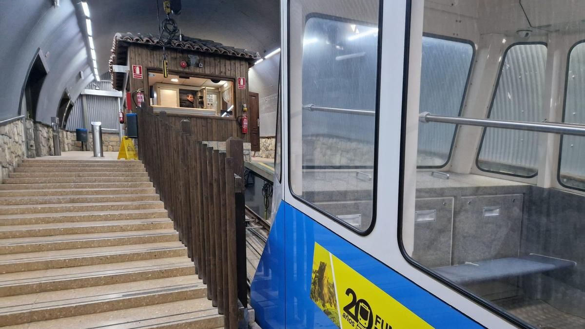 Estación superior del funicular de Bulnes.