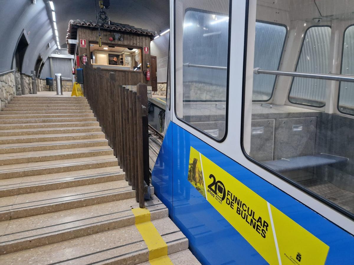 funicularEStación superior del funicular de Bulnes.