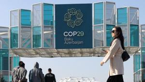 Una cimera del clima plena de nuvolades