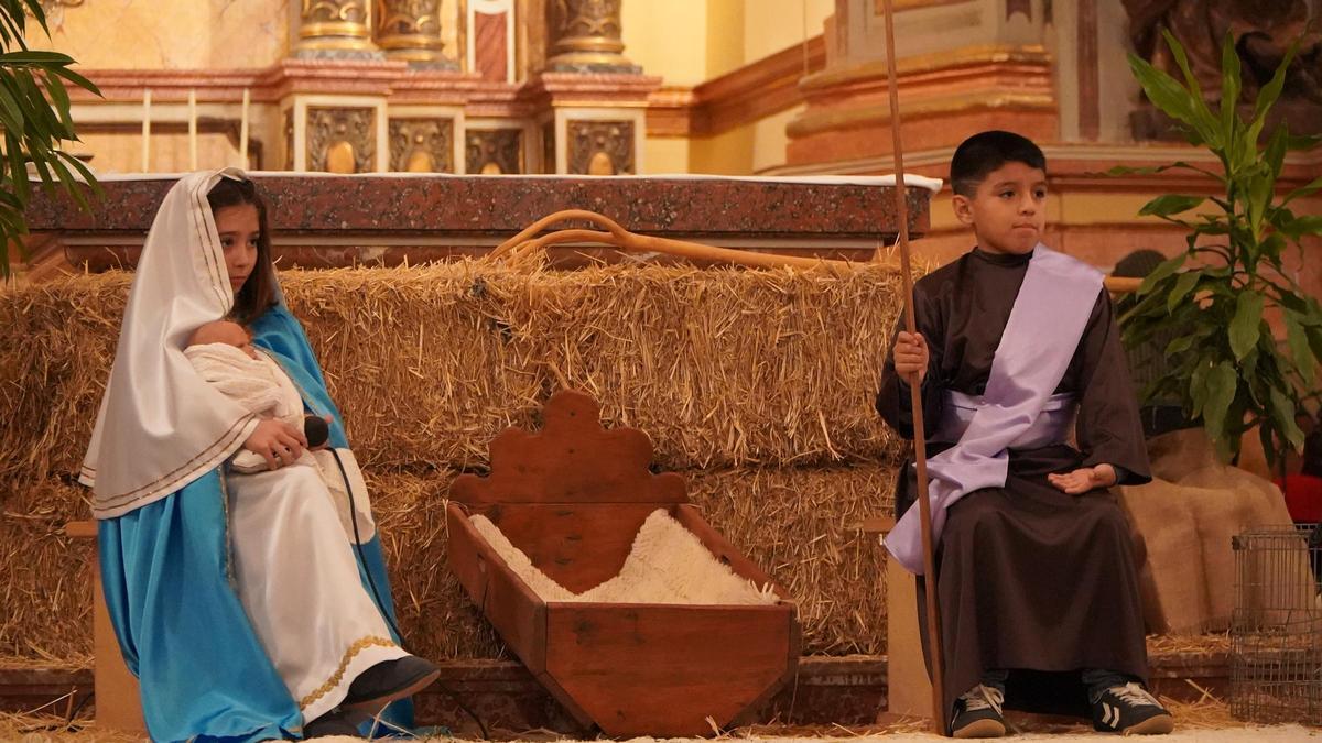 Vídeo: Llucena celebra su particular belén viviente