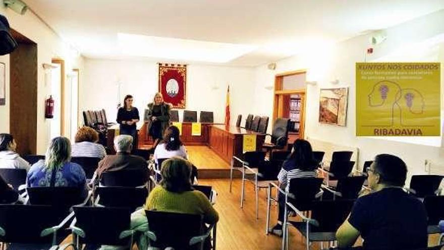 Participantes en el curso de Afaor en Ribadavia. // FdV