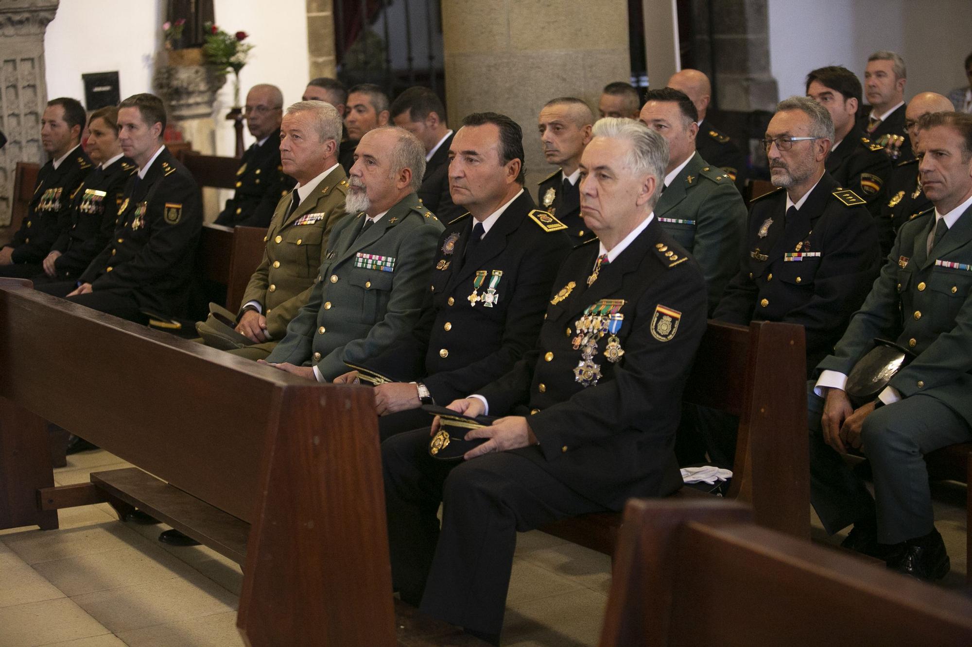 En imágenes: así celebró la Policía Nacional los Ángeles Custodios en Avilés