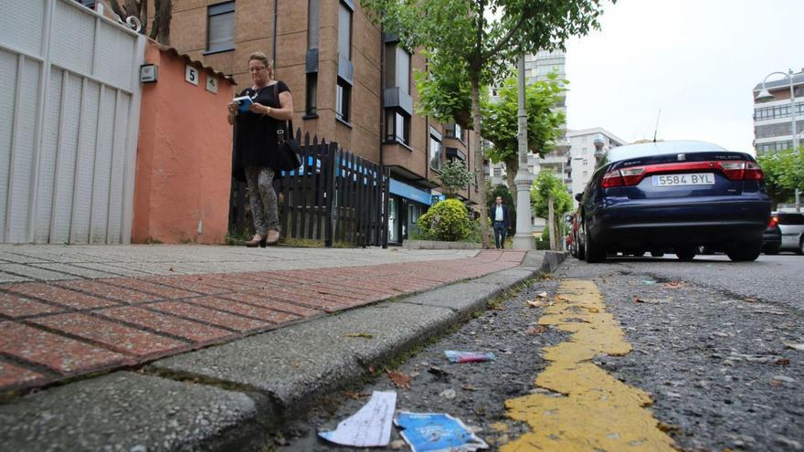 La Policía Local investiga si han rociado veneno para matar perros en una calle de Salinas