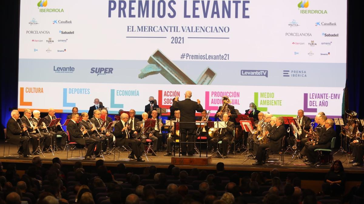 Todos los asistentes a la gala de los premios Levante-EMV-Prensa Ibérica 2021