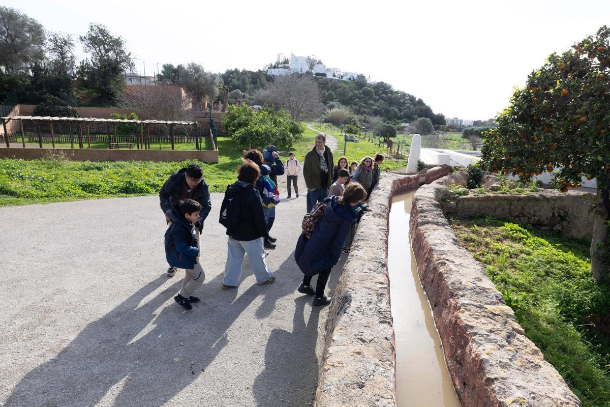 Visita guiada al entorno de Can Planetes en Santa Eulària