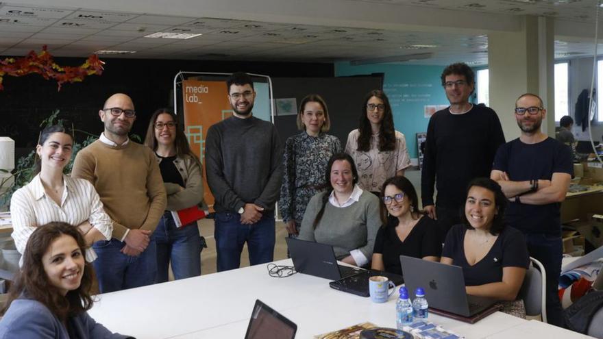 Tormenta de ideas para &quot;llegar mejor a los alumnos&quot;: así trabaja el grupo &quot;Profes con Impacto&quot;