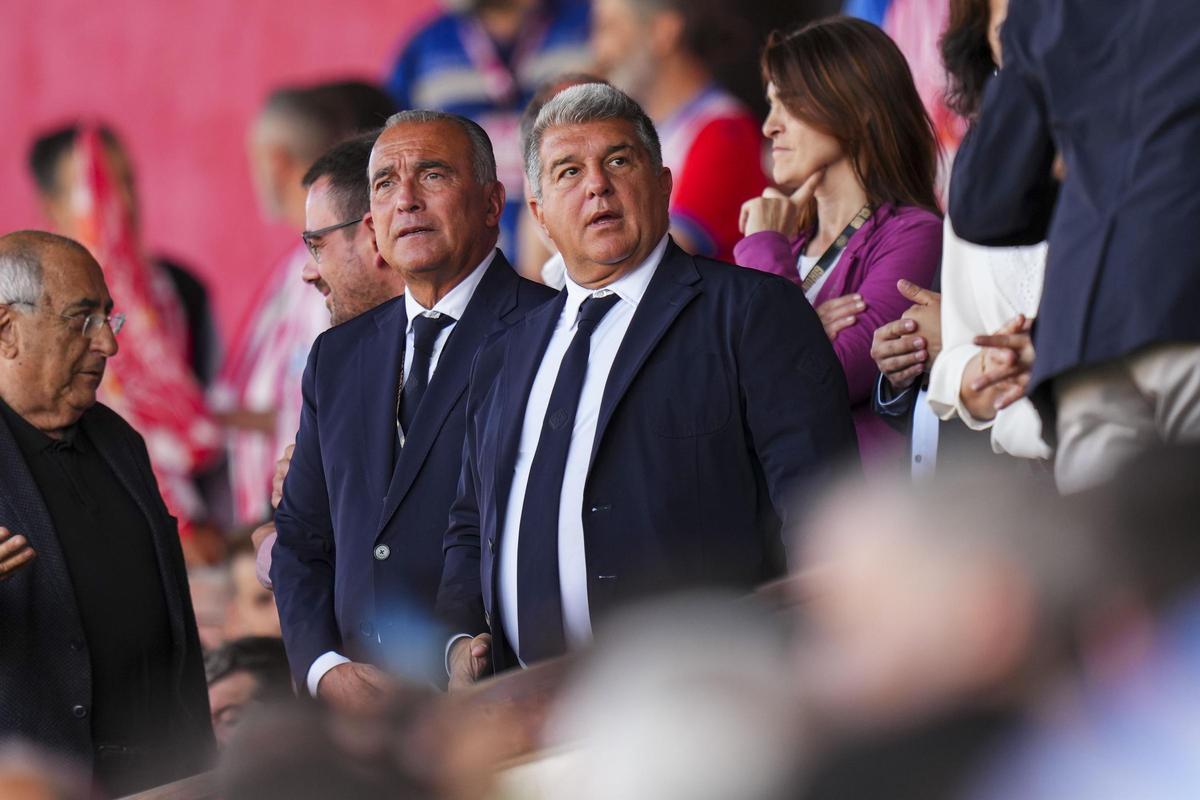 Joan Laporta, a l'estadi de Montilivi.