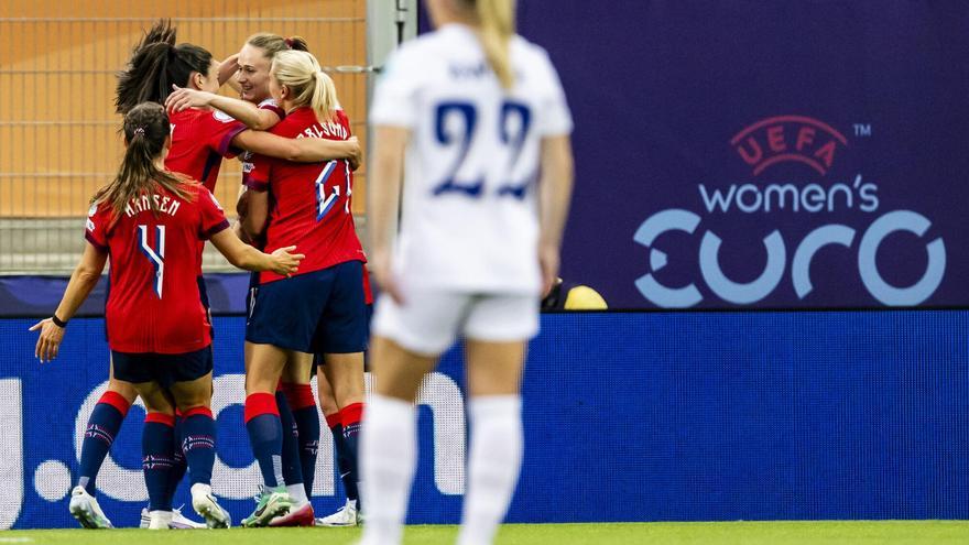Caroline Graham Hansen anotó el gol de la victoria contra Finlandia