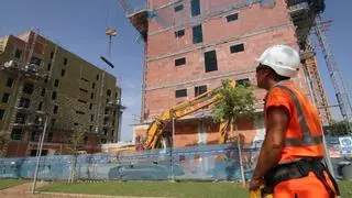 Más de 70.000 operarios podrán dejar de trabajar bajo el sol si el calor es extremo en Córdoba