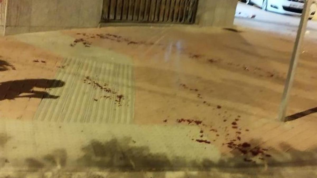 Reguero de sangre del apuñalamiento en Cieza, Murcia