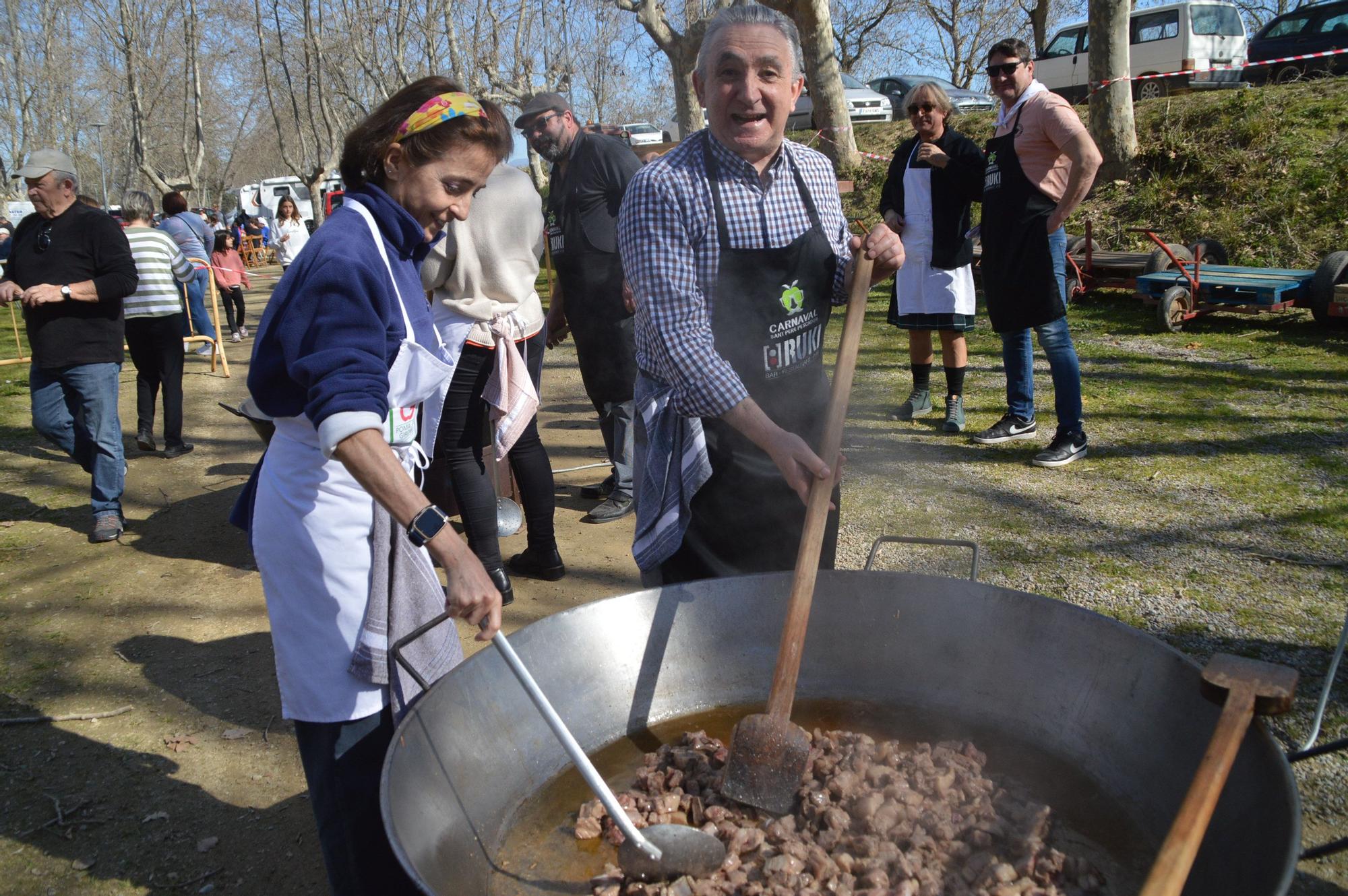 L'Armentera i Sant Pere Pescador fan el ple a la sopa i l'arrossada de Carnaval