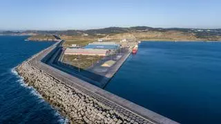 El Puerto de A Coruña intentará “encajar” en Langosteira todas las fábricas de eólicos que solicitan suelo