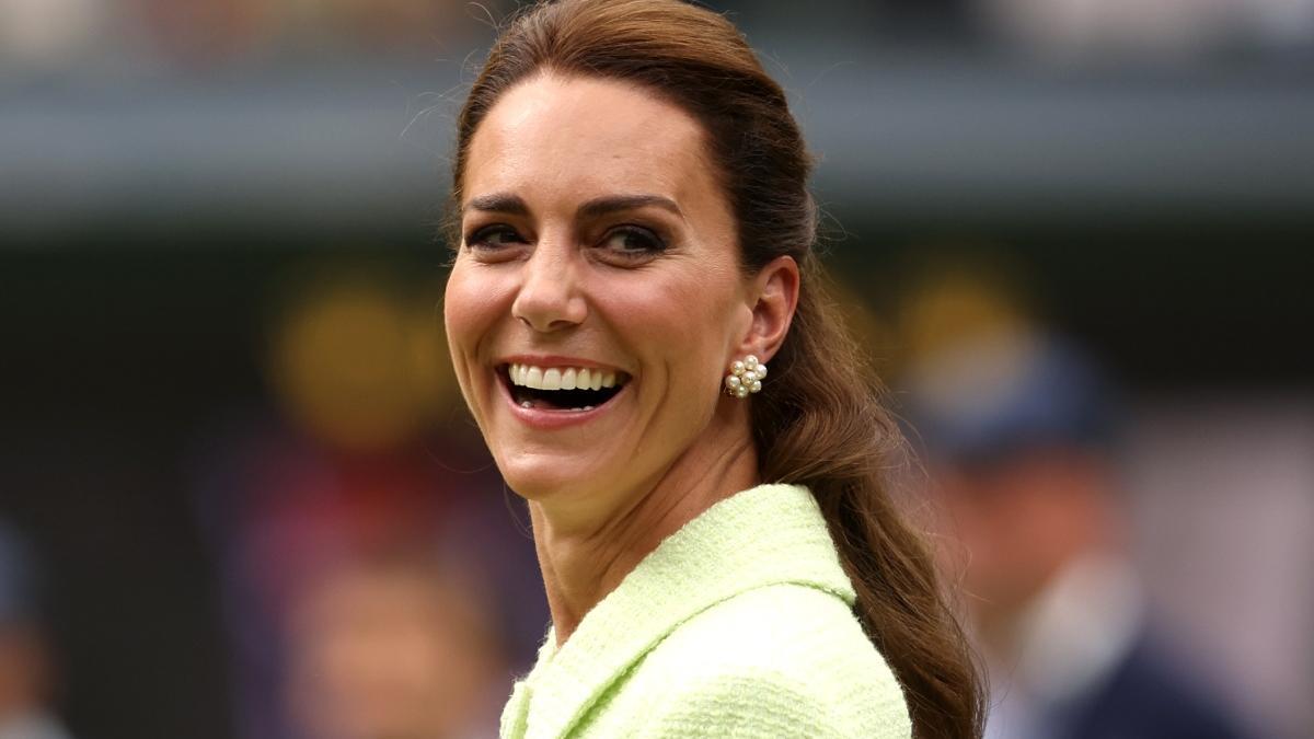 Kate Middleton recuerda en Wimbledon que siempre es buen momento para llevar falda plisada