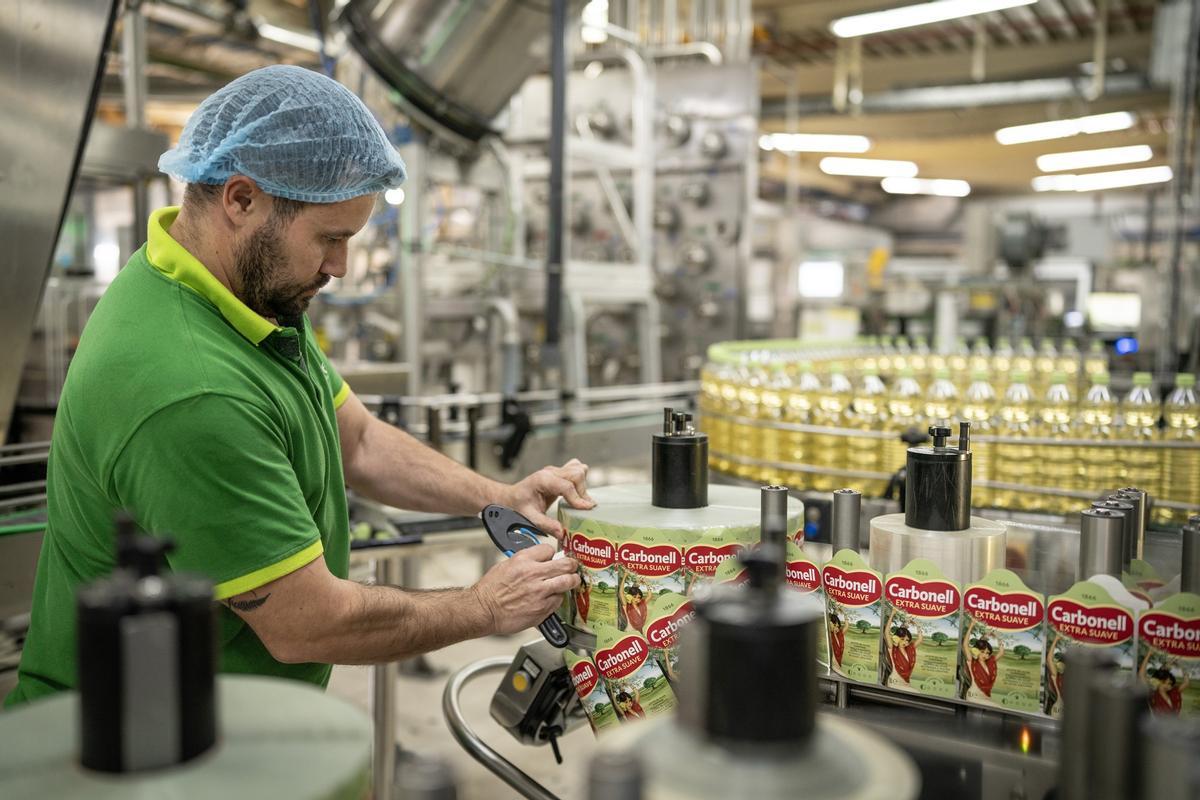 Deoleo reduce un 30% sus emisiones de gases de efecto invernadero y adelanta objetivos de sostenibilidad.