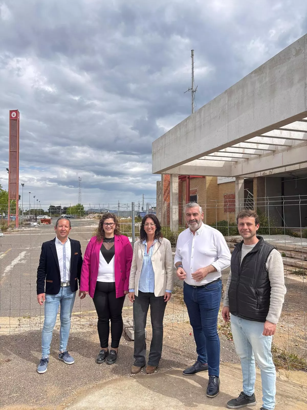 Estado de las obras paralizadas de la estación de Tavernes