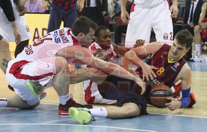 FC Barcelona, 63 - Olympiacos, 76