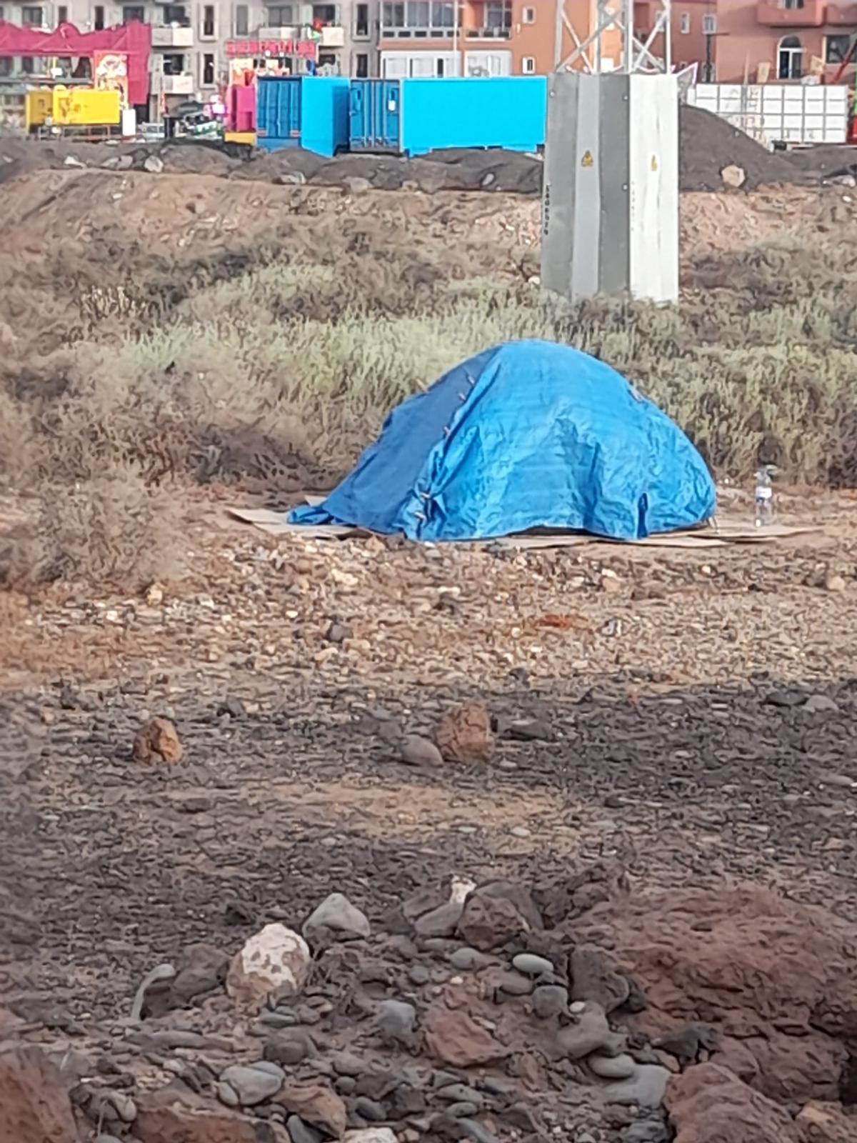 Tienda de campaña donde murió una mujer