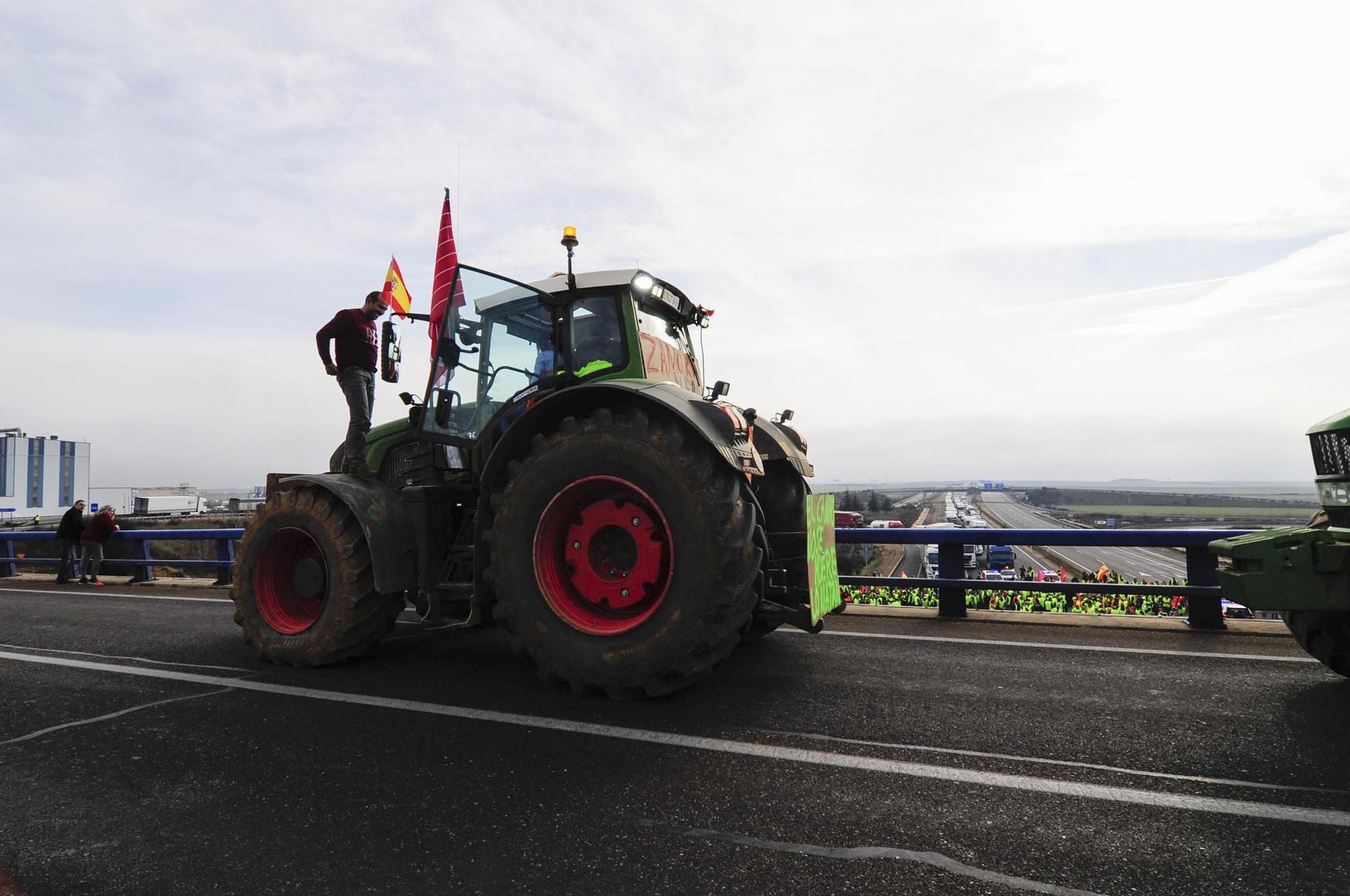 La "España abandoná" se reivindica en Benavente